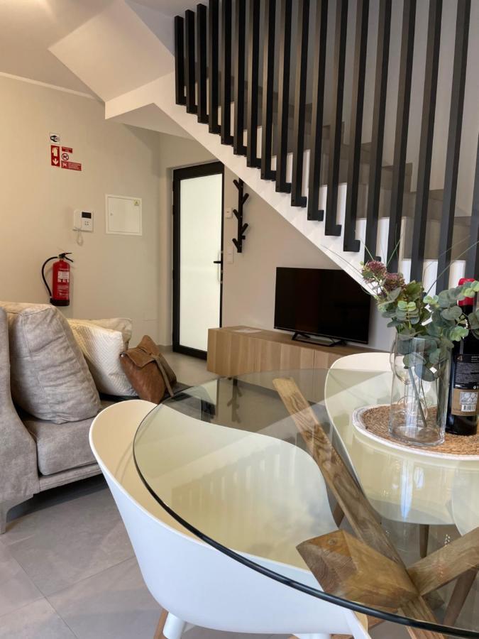 T1 Com Patio Apartment Портиман Екстериор снимка